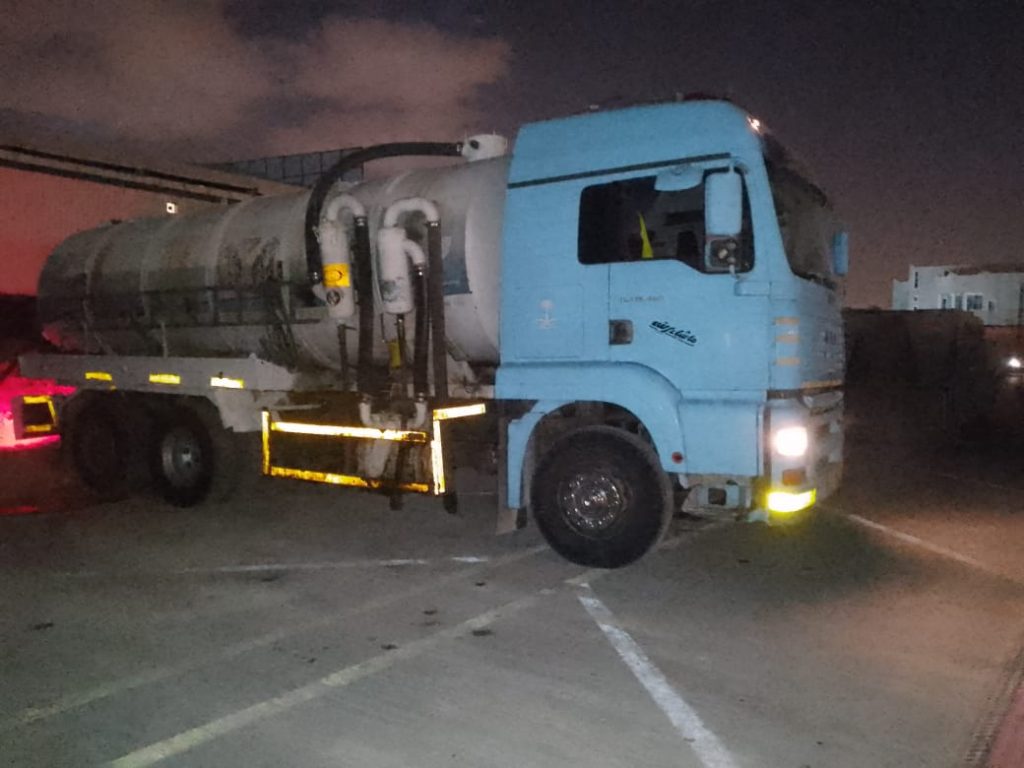 كمبروسر سحب مجاري بالخرج